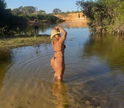 Full leaked Bruna rosa private onlyfans photo