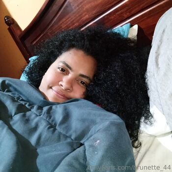 brunette_44