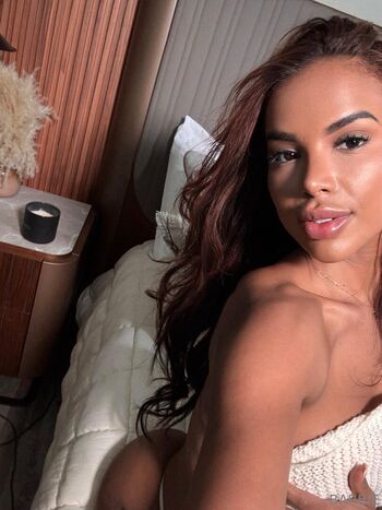 Full leaked Brunettebarbie ve page private onlyfans photo