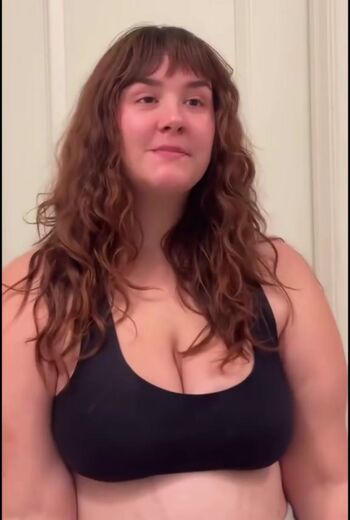 Full leaked Mia piper/ private onlyfans photo