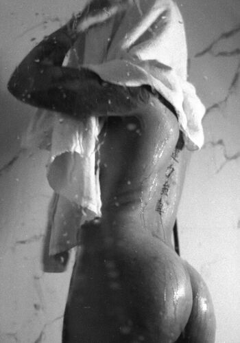 Full leaked Buffmariam private onlyfans photo