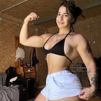 Full leaked Bulkycriiss page private onlyfans photo
