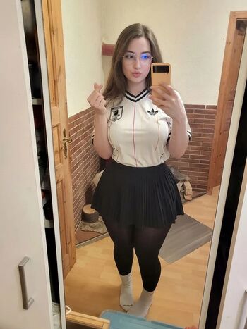 Full leaked Bunysae private onlyfans photo