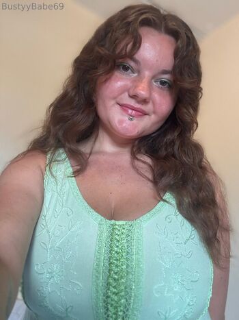 bustyybabe69