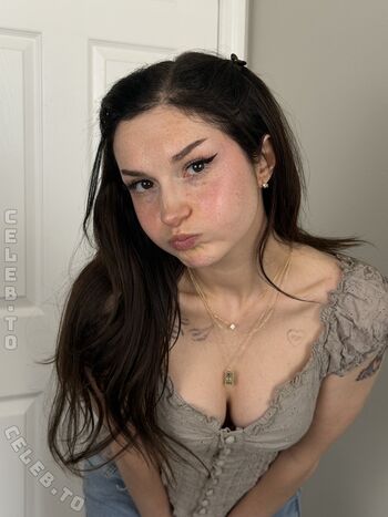 Full leaked Busy b asmr page private onlyfans photo