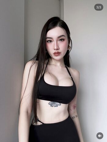 Full leaked Cagedbutterflies private onlyfans photo