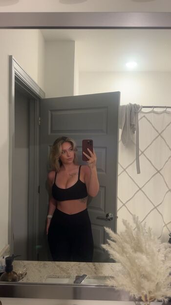 Full leaked Caitlin betterly private onlyfans photo