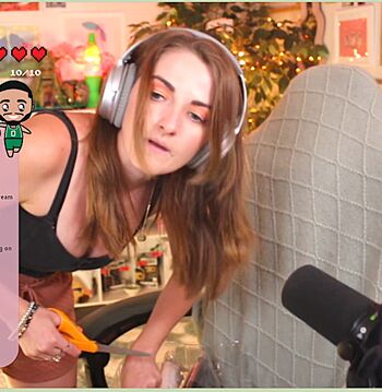 Caitlin Marie Reacts