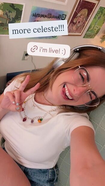 Full leaked Caitlin marie reacts private onlyfans photo