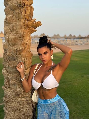 Full leaked Callmegeorgette page private onlyfans photo