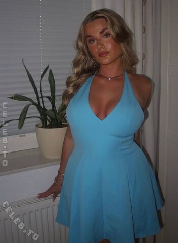 Full leaked Callmelenilu private onlyfans photo