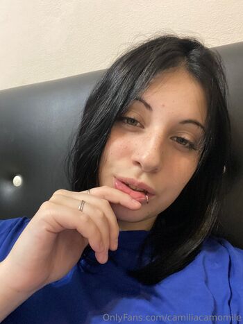 camiliacamomile