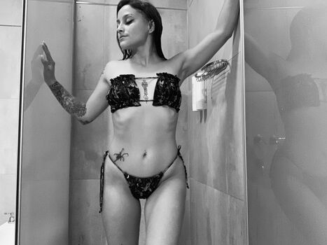 Full leaked Candemerl private onlyfans photo