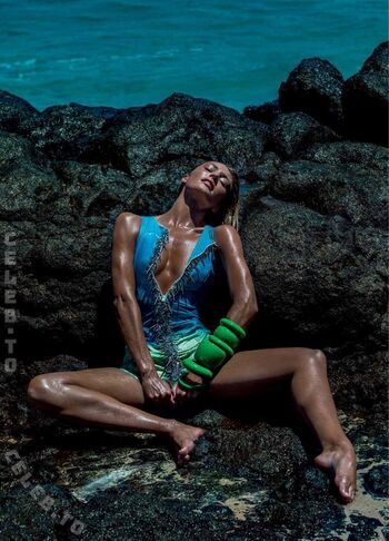 Full leaked Candice swanepoel private onlyfans photo