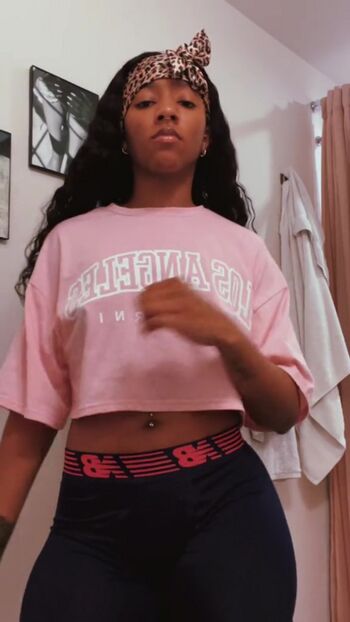 Full leaked Caramellbabyy private onlyfans photo