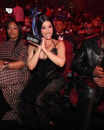 Full leaked Cardi b  page private onlyfans photo