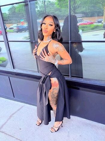 Full leaked Carenavonchae private onlyfans photo