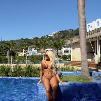 Full leaked Cariucha private onlyfans photo