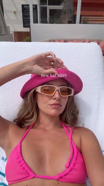Full leaked Carla bezanson private onlyfans photo