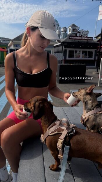 Full leaked Carla bezanson private onlyfans photo