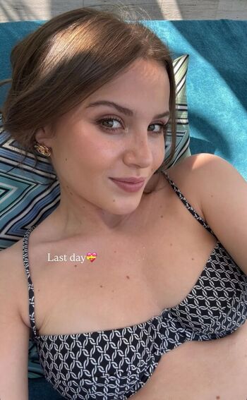 Full leaked Carla lazzari private onlyfans photo