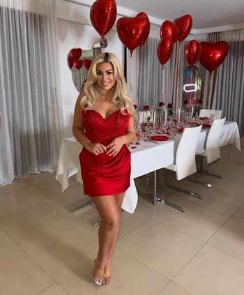 Full leaked Carla moreau private onlyfans photo