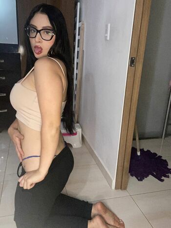 Full leaked Carlahotxx private onlyfans photo