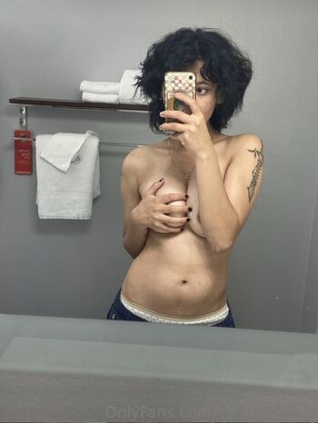 Full leaked Carmennlve private onlyfans photo