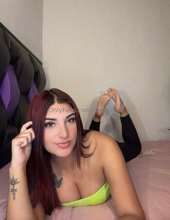 Full leaked Carolpiecitos private onlyfans photo