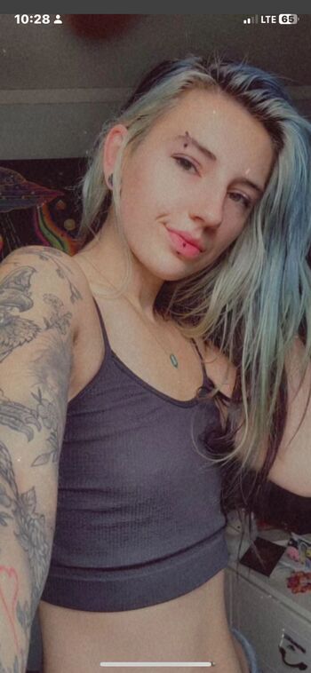 Full leaked Cassie mainville private onlyfans photo