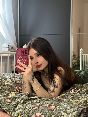 Cata Leyah / cata.leyah / cataleyah_ / leyahcata