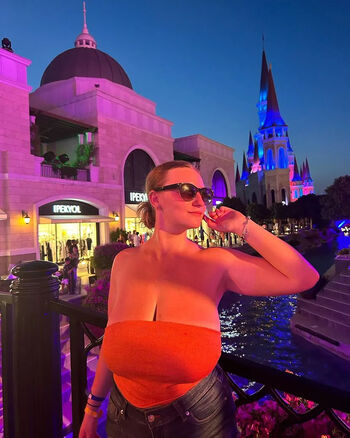 Full leaked Catargiuadriana page private onlyfans photo