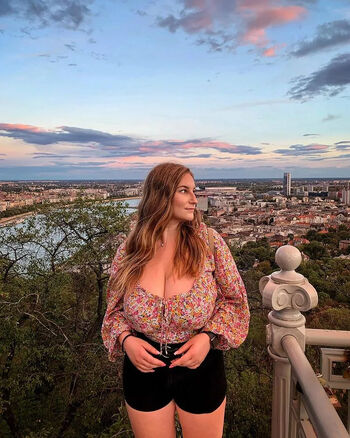 Full leaked Catargiuadriana private onlyfans photo