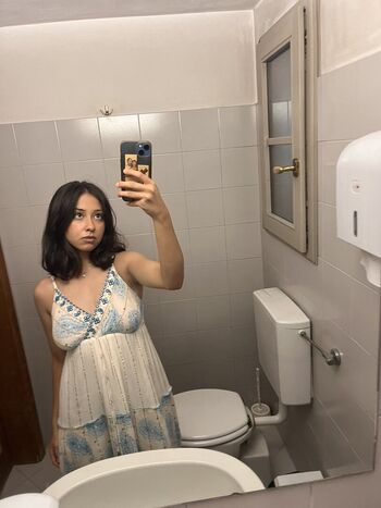 Full leaked Caterwllow private onlyfans photo