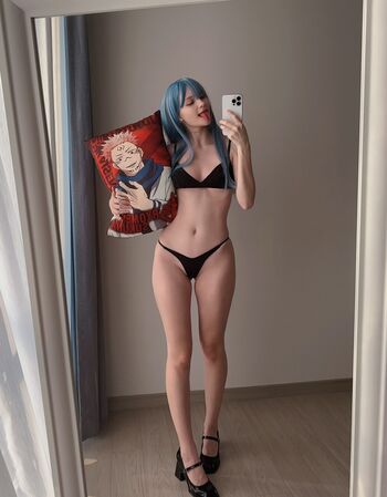 Full leaked Catiescos page private onlyfans photo