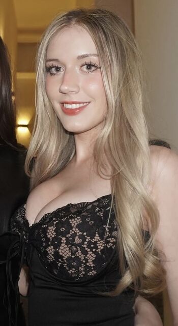 Celebrity Guilty Pleasures & Underrated Women