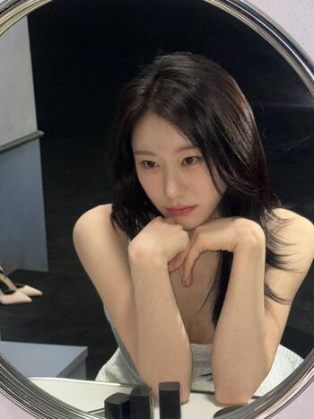 Full leaked Chaeryeong page private onlyfans photo