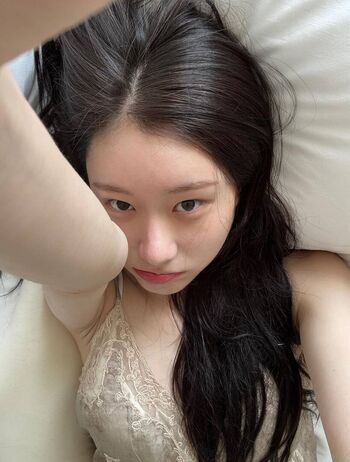 Full leaked Chaeryeong page private onlyfans photo