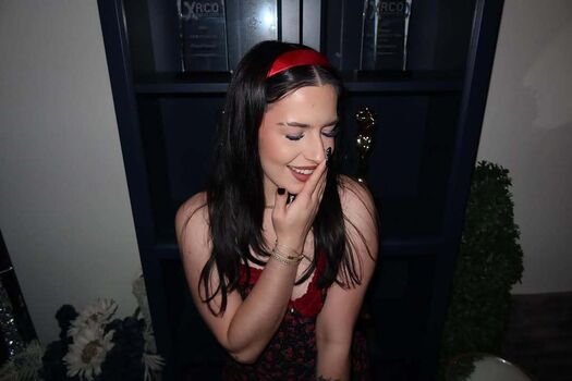Full leaked Chanel camryn  page private onlyfans photo