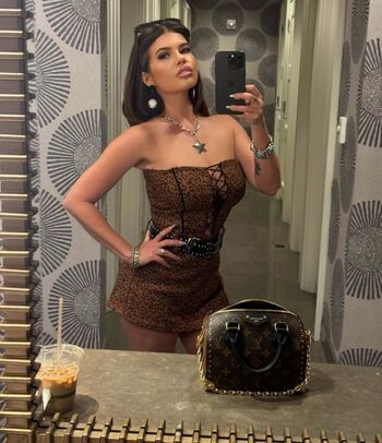 Full leaked Chanel west coast page private onlyfans photo