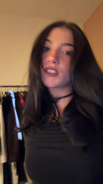 Full leaked Charli d amelio page private onlyfans photo