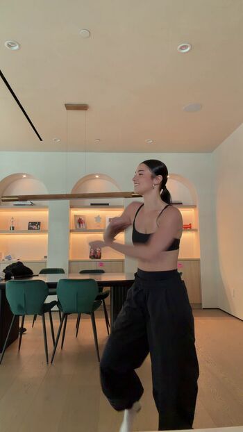 Full leaked Charli d amelio page private onlyfans photo