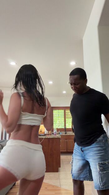 Full leaked Charli d amelio page private onlyfans photo