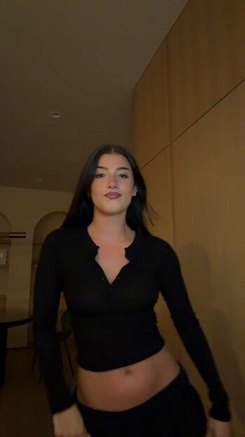 Full leaked Charli d amelio page private onlyfans photo