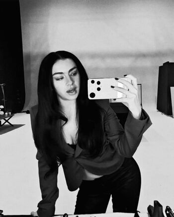 Full leaked Charli xcx page private onlyfans photo