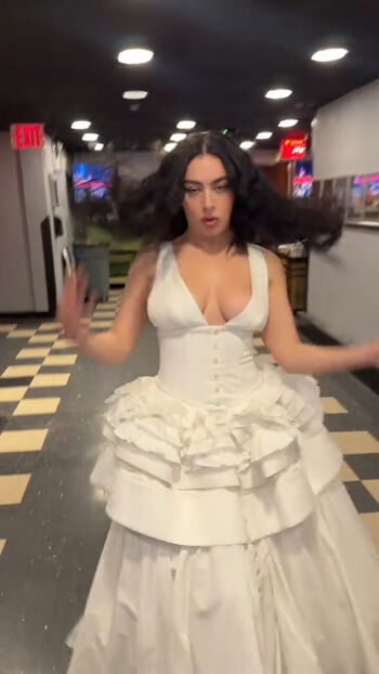 Full leaked Charli xcx page private onlyfans photo