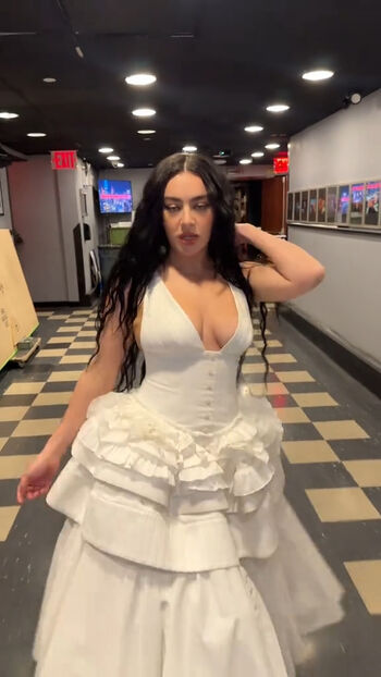Full leaked Charli xcx page private onlyfans photo