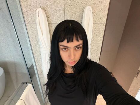Full leaked Charli xcx private onlyfans photo