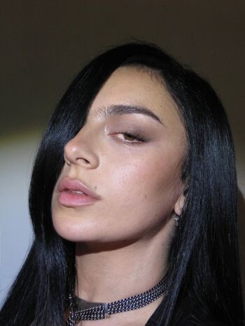 Full leaked Charli xcx private onlyfans photo