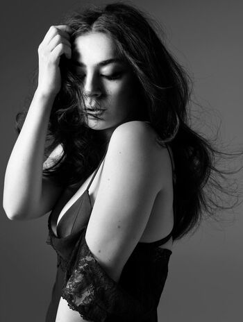 Charli XCX